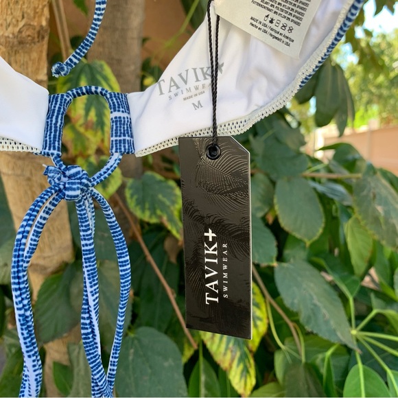 NWT Cassis Halter Top- Off the grid in Pacific Blue ! - Picture 2 of 3